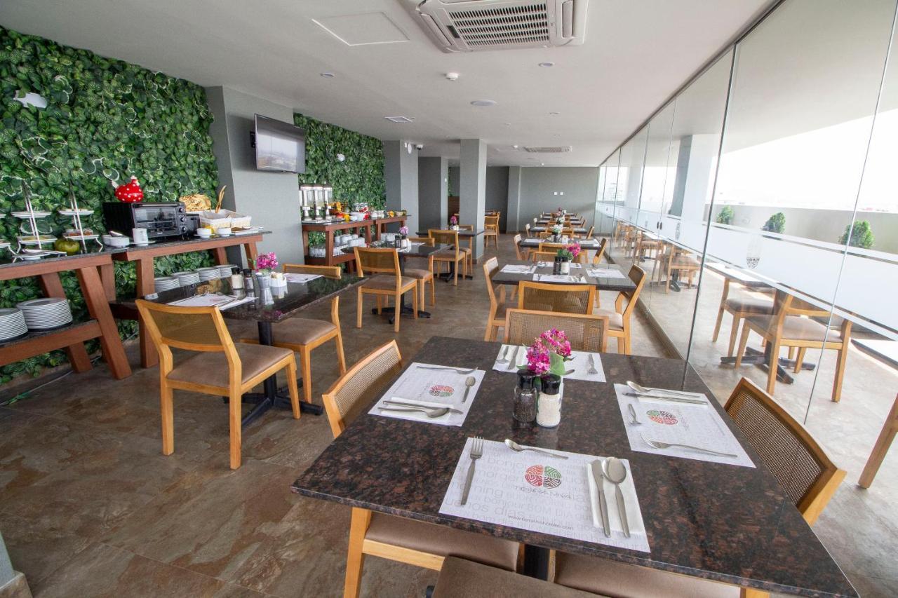 Tierra Viva Trujillo Hotel Екстериор снимка